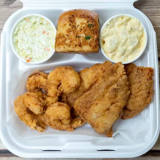 4pcs Fish + 4 Jumbo Shrimp.